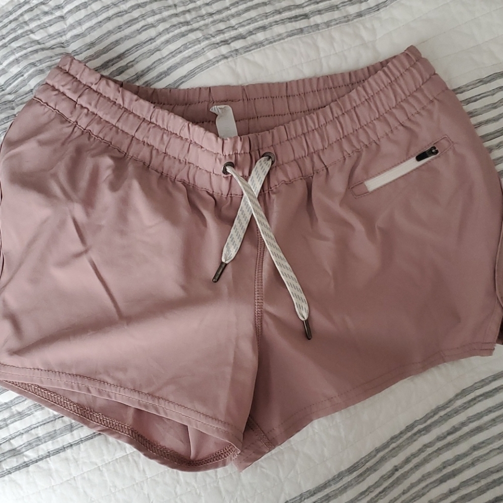 Vuori Clementine Shorts Mauve